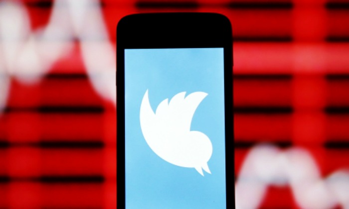 Twitter se derrumbó en la bolsa