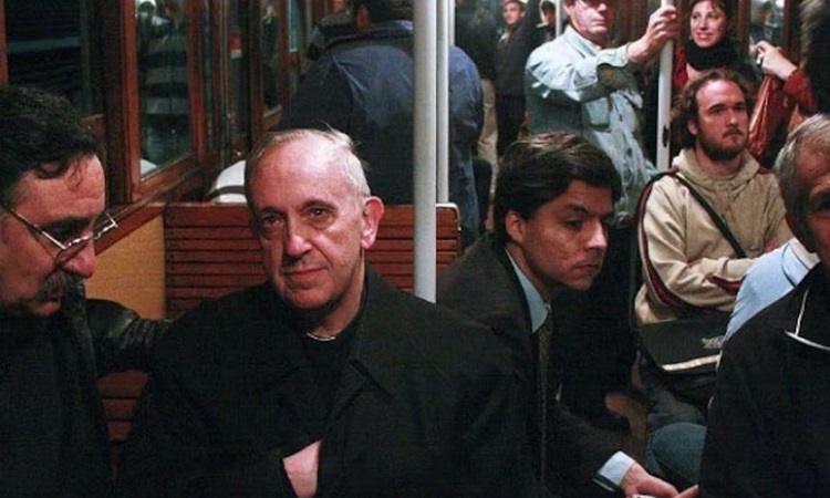 “La foto toma resignificación hasta el día de hoy cuando lo eligen Papa”
