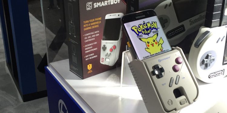 Solo para entendidos: Una funda convertira tu celular en un Game Boy