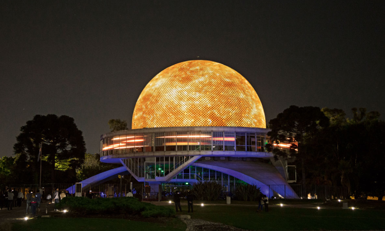 Noche Internacional de la Observación de la Luna