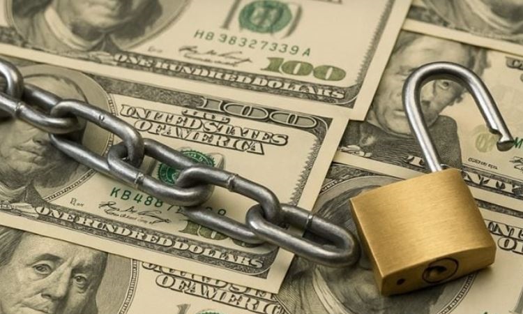 El Gobierno entre el superávit fiscal y los cambios del dólar